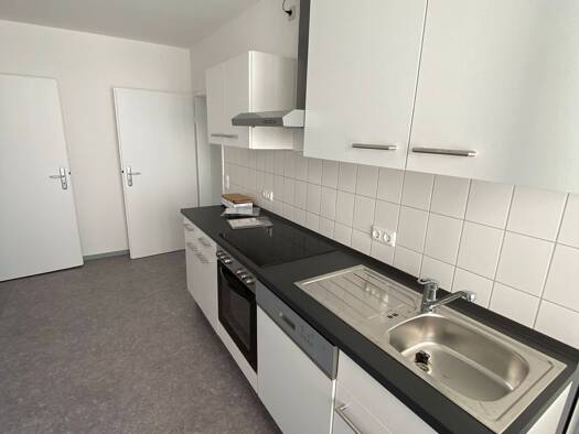 Wohnung zur Miete 750 € 2 Zimmer 60,4 m² Geschoss 2/3 frei ab sofort Neuenweg 19 Gießen 35390