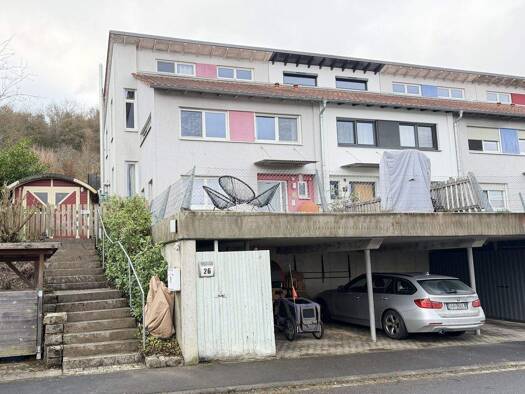 Reihenendhaus zum Kauf 585.000 € 6 Zimmer 129,5 m² 363 m² Grundstück Margetshöchheim 97276