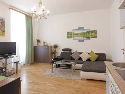 Wohnung zur Miete 540 € 2 Zimmer 57 m² Geschoss 1/4 frei ab sofort Huttrop Essen 45138