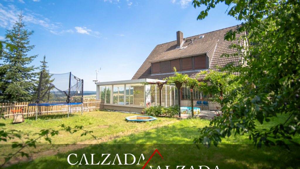 Mehrfamilienhaus zum Kauf als Kapitalanlage geeignet 334.000 € 13 Zimmer 394,5 m² 730 m² Grundstück Bad Salzdetfurth 31162