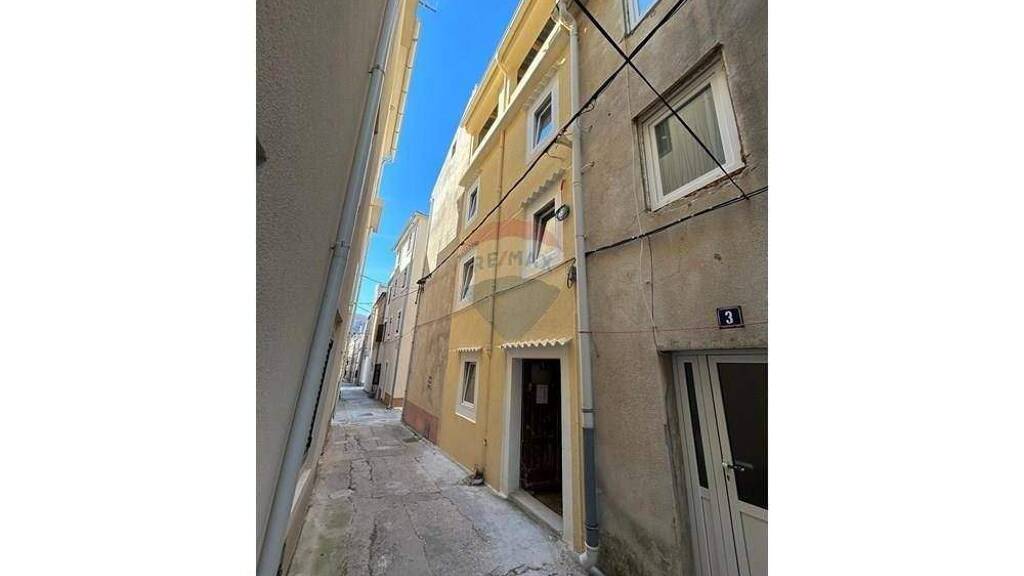 Wohnung zum Kauf 89.000 € 2 Zimmer 44 m² 1. Geschoss Pag