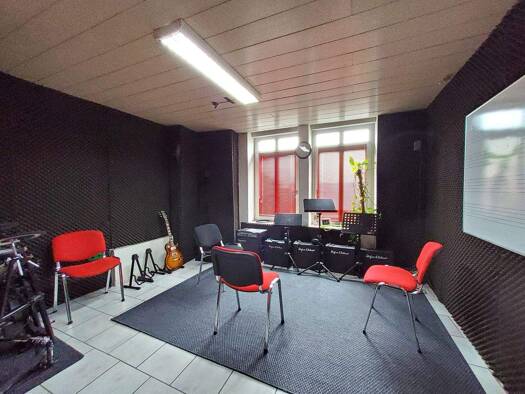 Bürofläche zur Miete 900 € 4 Zimmer 106 m² Bürofläche Merzig 66663