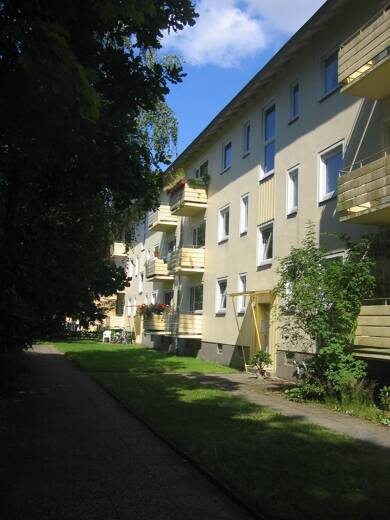 Wohnung zur Miete 637 € 2 Zimmer 48 m² 1. Geschoss frei ab sofort Pommernweg 10 Ahrensburg 22926