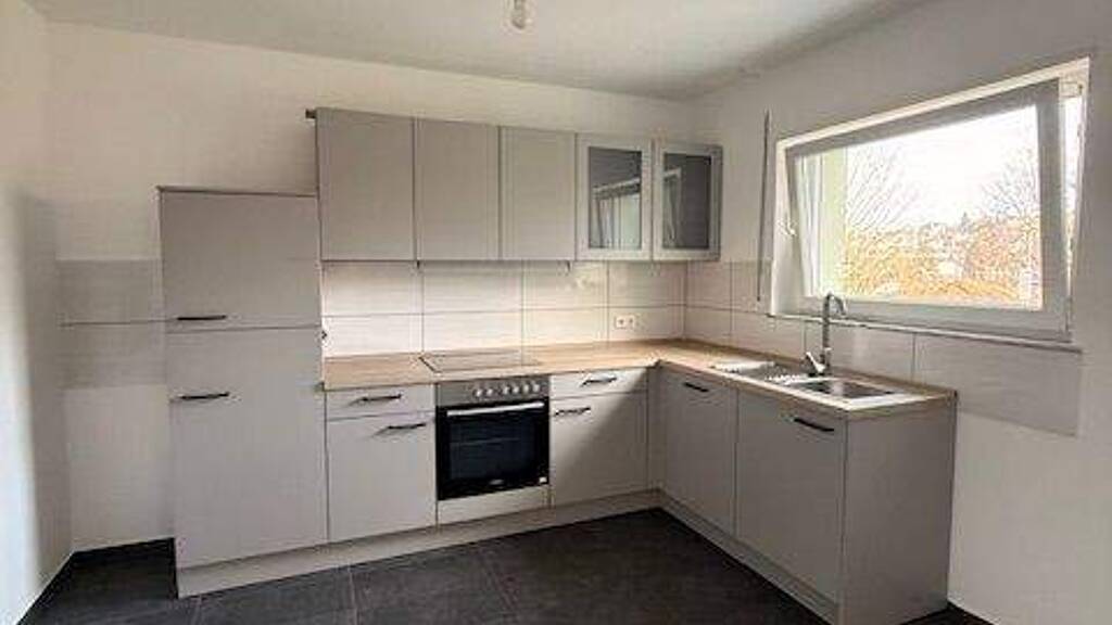 Reihenmittelhaus zur Miete 1.084 € 4 Zimmer 125 m² frei ab sofort Baumholder 55774