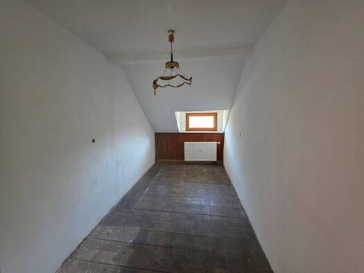 Wohnung zur Miete 330 € 2 Zimmer 55 m² Geschoss 2/2 frei ab 01.09.2026 Alte Poststraße 1 Reuden Elsteraue 06729