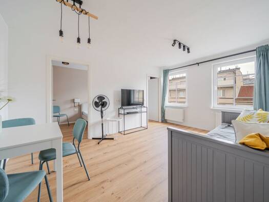 Wohnung zur Miete 699 € 2 Zimmer 46 m² 5. Geschoss Quellenstraße Favoriten 1100