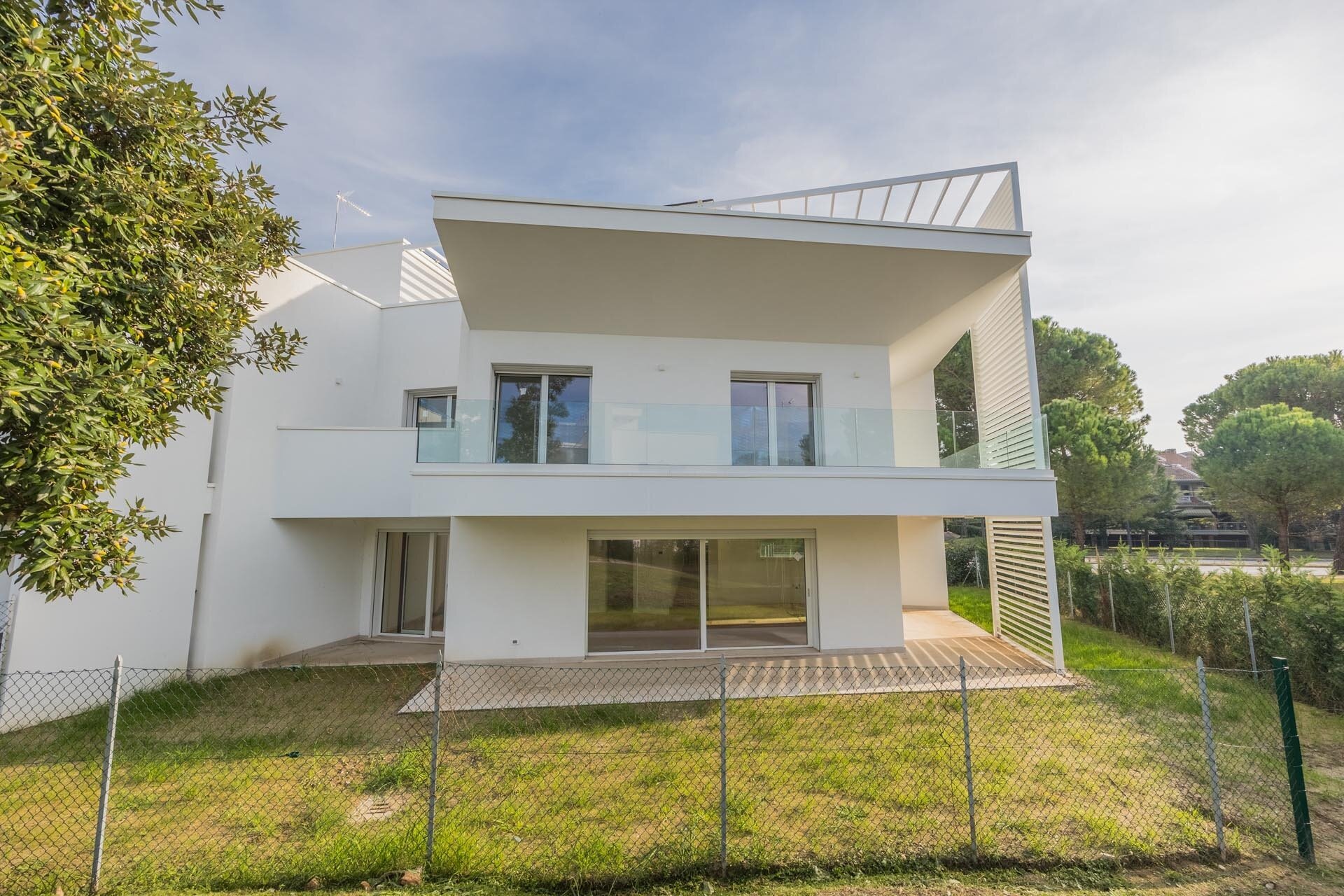 Haus zum Kauf 600.000 € 3 Zimmer 247 m²<br/>Wohnfläche ab sofort<br/>Verfügbarkeit Lignano Sabbiadoro