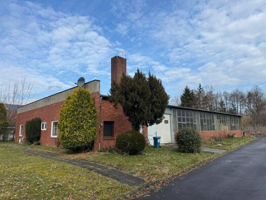 Lagerhalle zur Miete 5.000 € 520 m² Lagerfläche Bad Oldesloe 23843