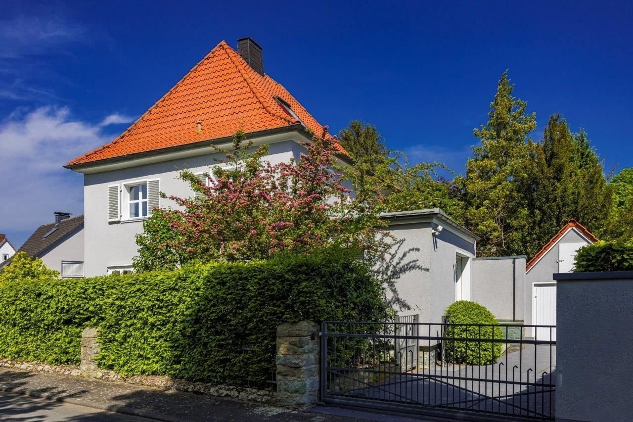 Villa zum Kauf 1.285.000 € 7 Zimmer 210 m²<br/>Wohnfläche 832 m²<br/>Grundstück Soest Soest 59494