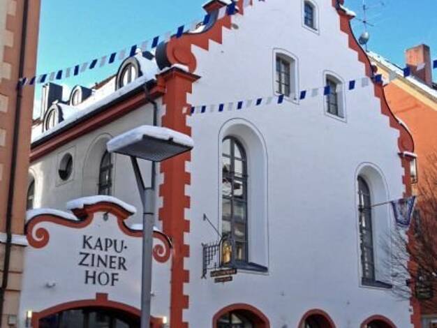 Restaurant zum Kauf als Kapitalanlage geeignet 990.000 € 3 Zimmer 483 m² 483 m² Grundstück Niedere Straße 88 Villingen Villingen-Schwenningen 78050