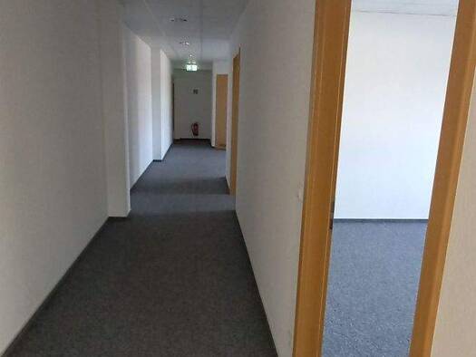 Büro zur Miete 120 m² Bürofläche teilbar von 120 m² bis 120 m² Bad Wilhelmshöhe Kassel 34131