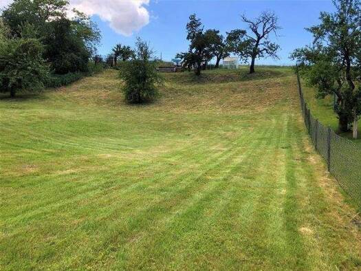 Grundstück zum Kauf provisionsfrei 1.100 m² Grundstück Baugenehmigung vorhanden frei ab sofort Crostauer Straße Wurbis Schirgiswalde-Kirschau 02681