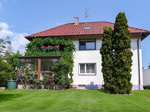 Mehrfamilienhaus zum Kauf 649.000 € 8,5 Zimmer 162 m² 798 m² Grundstück Schwaig Schwaig bei Nürnberg 90571