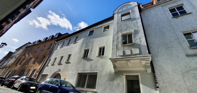 Mehrfamilienhaus zum Kauf als Kapitalanlage geeignet 570 m²<br/>Wohnfläche 410 m²<br/>Grundstück Westnerwacht Regensburg 93047