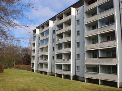 Wohnung zum Kauf als Kapitalanlage geeignet 49.000 € 3 Zimmer 68 m² Annaberg Annaberg-Buchholz 09456