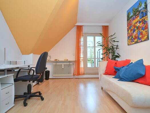 WG-Zimmer zur Miete Wohnen auf Zeit 550 € 18 m² 2. Geschoss frei ab sofort Nürnberg 90480