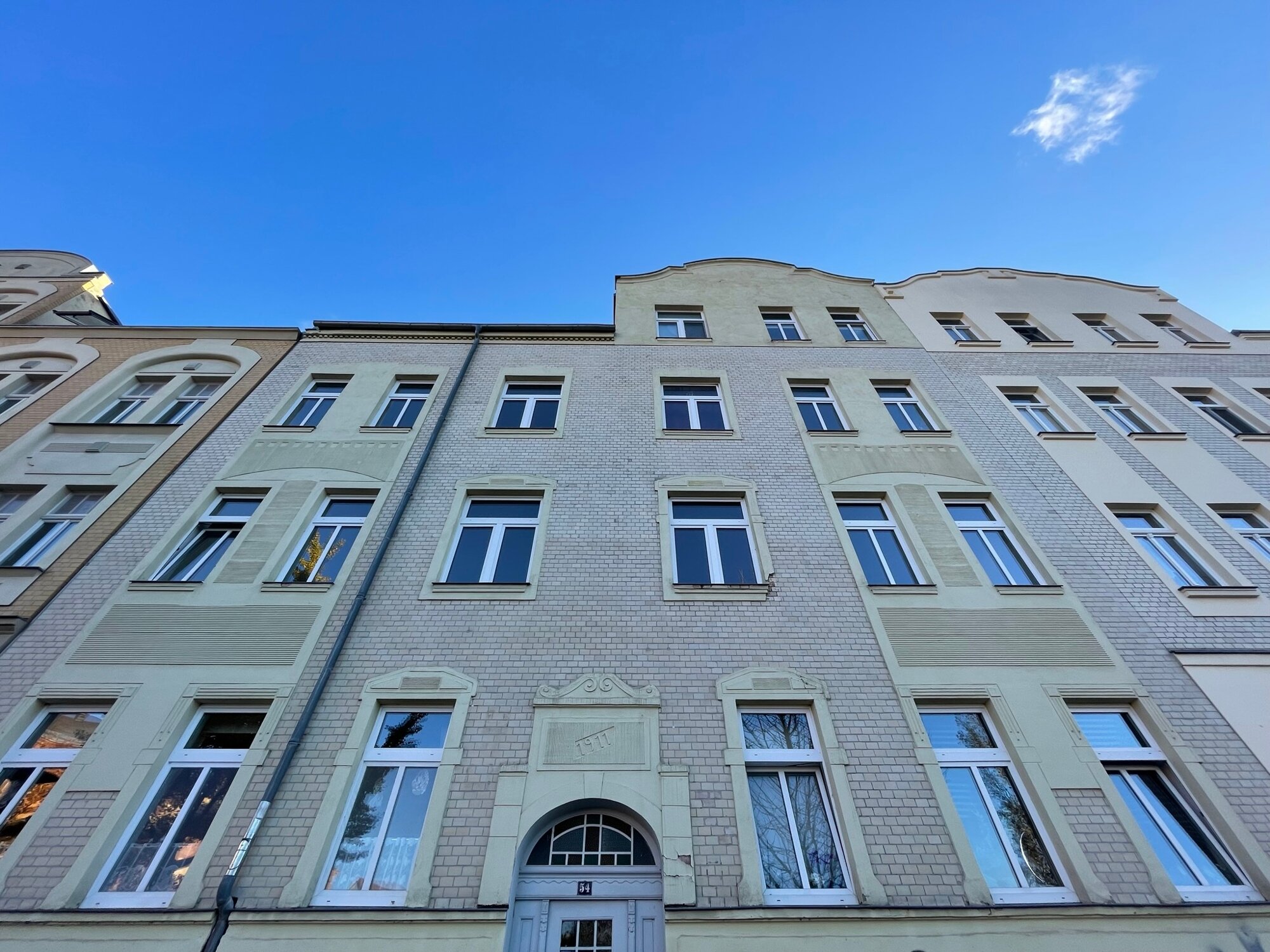 Wohnung zur Miete 640 € 4 Zimmer 85 m²<br/>Wohnfläche Otto-Kilian-Straße 54 Lutherplatz / Thüringer Bahnhof Halle 06110