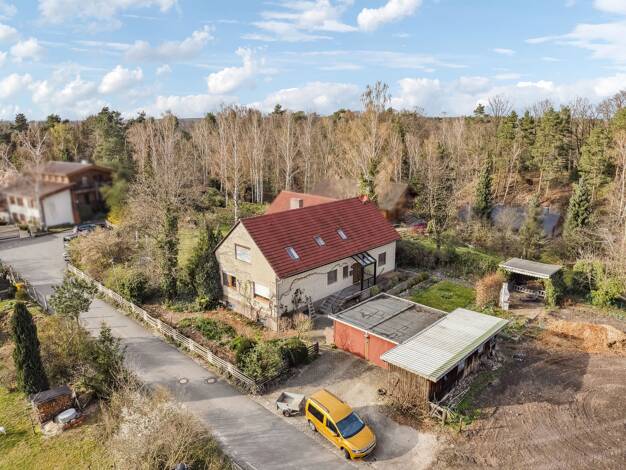 Mehrfamilienhaus zum Kauf 310.000 € 8 Zimmer 256 m² 1.472 m² Grundstück Danndorf 38461