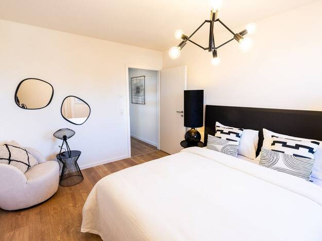 Haus zum Kauf - Neubau provisionsfrei 799.990 € 6 Zimmer 147 m² 228 m² Grundstück Mirjam-Pressler-Straße 1 Hirschlanden Ditzingen 71254