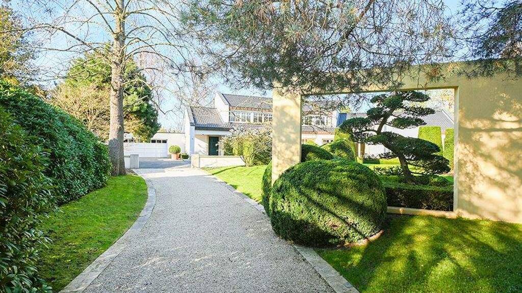 Einfamilienhaus zum Kauf 2.900.000 € 6 Zimmer 390 m² 2.200 m² Grundstück Isernhagen-Süd Hannover 30657