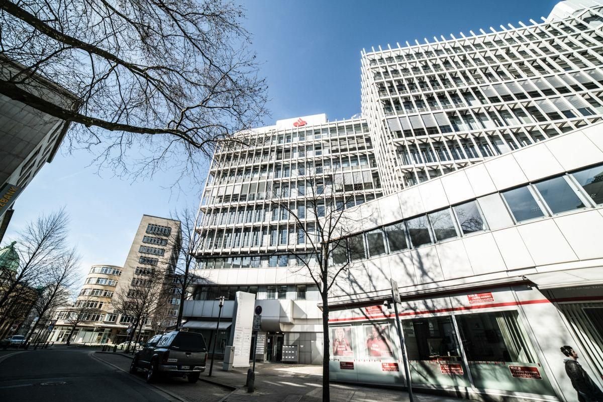 Bürofläche zur Miete provisionsfrei 13,50 € 810 m²<br/>Bürofläche ab 810 m²<br/>Teilbarkeit Stadtkern Essen 45127