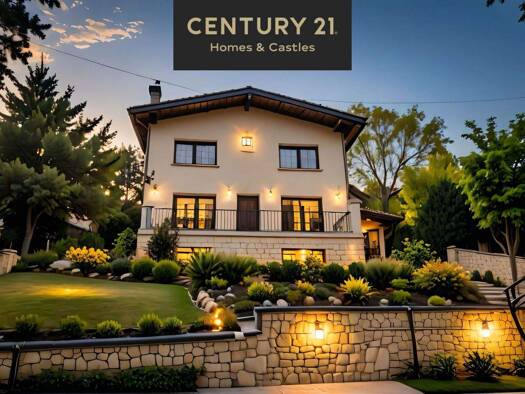 Einfamilienhaus zum Kauf 160.000 € 8 Zimmer 171 m² 1.540 m² Grundstück frei ab sofort Am Schaumberg 15 Tholey 66636