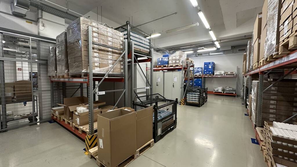 Lagerhalle zur Miete 7,50 € 575,9 m² Lagerfläche Wien 1200