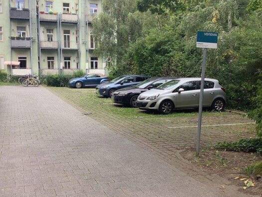 Außenstellplatz zur Miete provisionsfrei 31 € Nürnberger Str. 37 Südvorstadt-West Dresden 01187