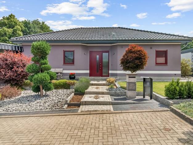 Bungalow zum Kauf 599.000 € 4 Zimmer 122 m² 573 m² Grundstück Schwerin 19061