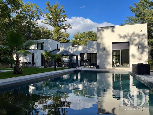 Einfamilienhaus zum Kauf 1.900.000 € 12 Zimmer 400 m² Roissy-en-France 95700