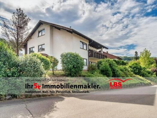 Mehrfamilienhaus zum Kauf 590.000 € 8,5 Zimmer 227,3 m² 858 m² Grundstück Binningen Hilzingen 78247