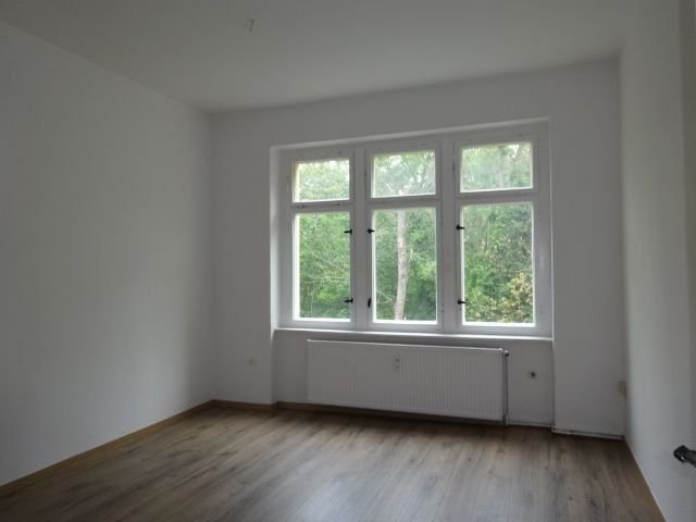 Wohnung zur Miete 330 € 3 Zimmer 58 m²<br/>Wohnfläche 2.<br/>Geschoss ab sofort<br/>Verfügbarkeit Schillerstr. 14 Zeitz Zeitz 06712