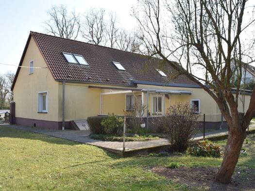 Mehrfamilienhaus zum Kauf 275.000 € 7 Zimmer 220 m² 7.300 m² Grundstück Lindenstraße Libbenichen Lindendorf OT Libbenichen 15306