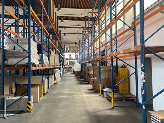 Halle/Industriefläche zur Miete provisionsfrei 1.400 m² Lagerfläche teilbar von 500 m² bis 1.400 m² Altenberg Oberasbach 90522