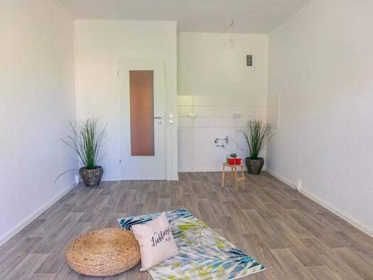 Wohnung zur Miete 173 € 1 Zimmer 28,9 m² 5. Geschoss frei ab 01.03.2026 Annaberger Str. 19 Zentrum Chemnitz 09111