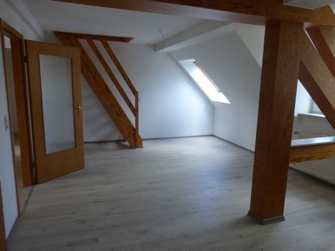 Wohnung zur Miete 345 € 3 Zimmer 57,9 m²<br/>Wohnfläche 4.<br/>Geschoss ab sofort<br/>Verfügbarkeit Zeitz Zeitz 06712