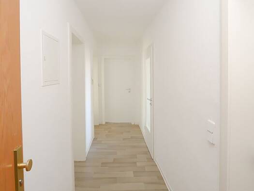 Wohnung zur Miete 413 € 4 Zimmer 68,8 m² 2. Geschoss frei ab sofort Bergmannsallee 4 Lutherstadt Eisleben Eisleben 06295