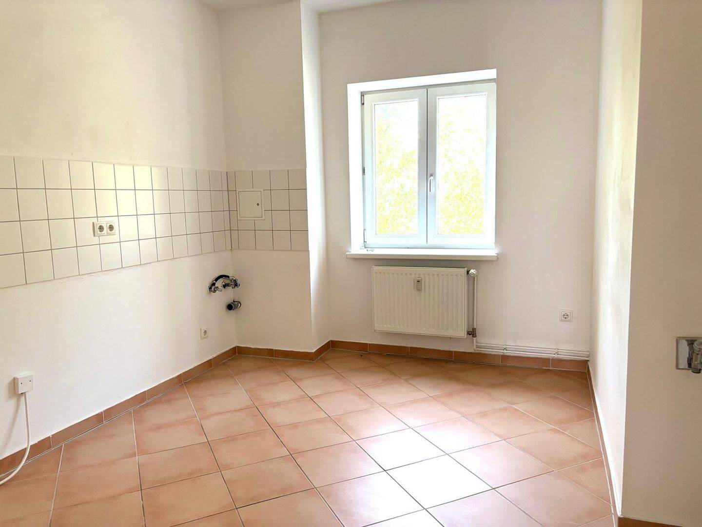 Schöne modernisierte 2-Zimmerwohnung mit großer Terrasse nahe Biosphäre Potsdam – Nedlitzer Straße 8, 14469 Potsdam – Vorschaubild 3