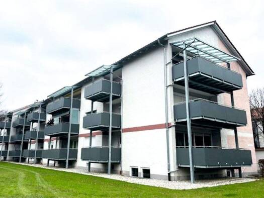 Wohnung zum Kauf 319.000 € 4 Zimmer 89 m² Traunreut 83301