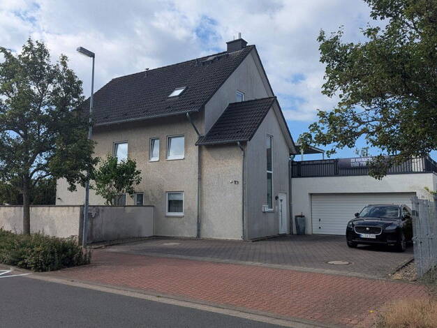 Mehrfamilienhaus zum Kauf provisionsfrei 899.000 € 7 Zimmer 160 m² 850 m² Grundstück Laatzen 30880