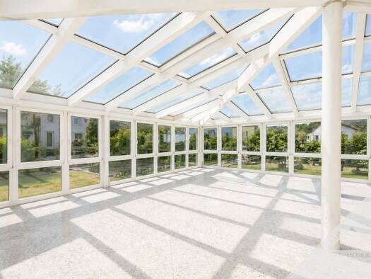 Einfamilienhaus zum Kauf 995.000 € 11 Zimmer 409 m² 969 m² Grundstück Böblingen Böblingen 71032