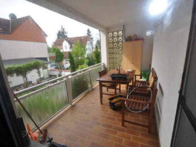 Wohnung zum Kauf provisionsfrei 270.000 € 4 Zimmer 100 m² 1. Geschoss Büdesheim Schöneck 61137