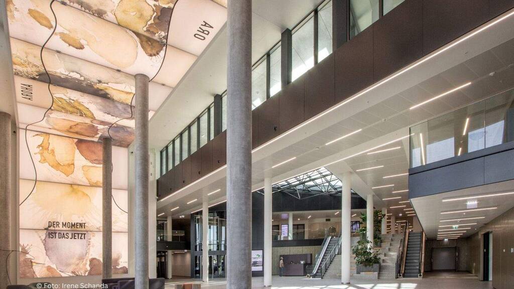 Bürofläche zur Miete 22 € 1.700 m² Bürofläche teilbar ab 580 m² Wien 1210