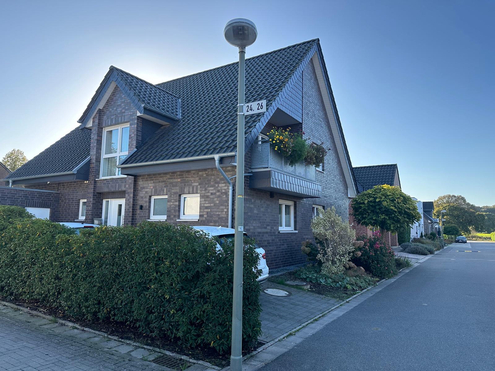 Mehrfamilienhaus zum Kauf 649.000 € 6 Zimmer 190 m²<br/>Wohnfläche 462 m²<br/>Grundstück Borghorst Steinfurt 48565