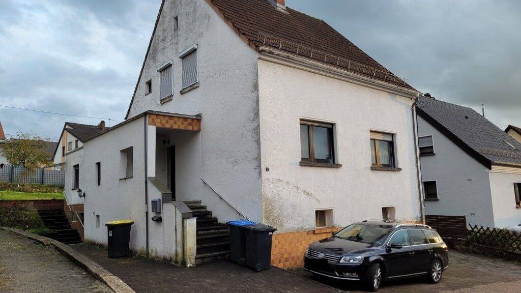 Mehrfamilienhaus zum Kauf 155.000 € 10 Zimmer 169 m² 593 m² Grundstück frei ab sofort Furschweiler Namborn 66640