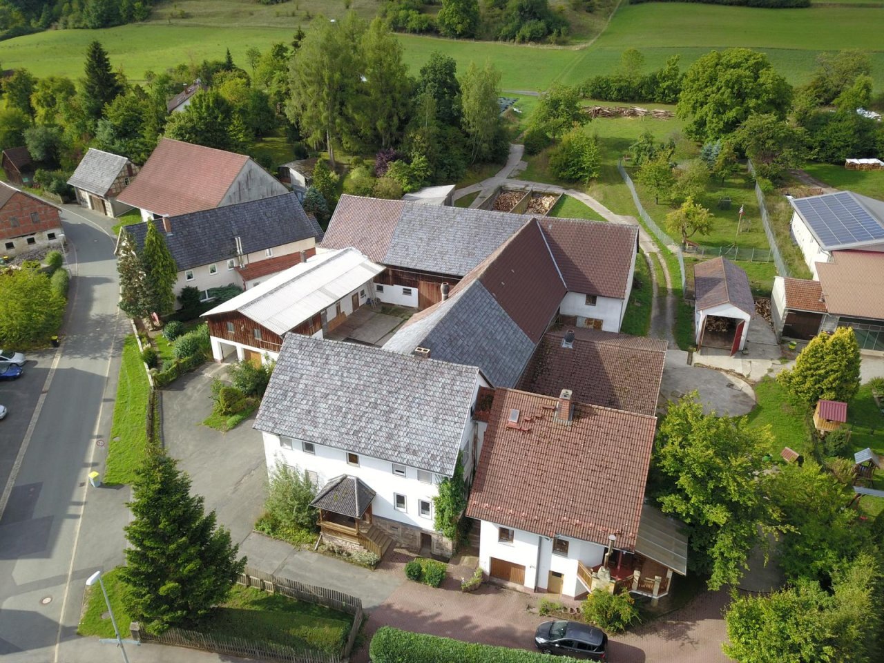 Bauernhaus zum Kauf 750.000 € 8 Zimmer 340 m²<br/>Wohnfläche 8.003 m²<br/>Grundstück Rottenbach Lautertal 96486