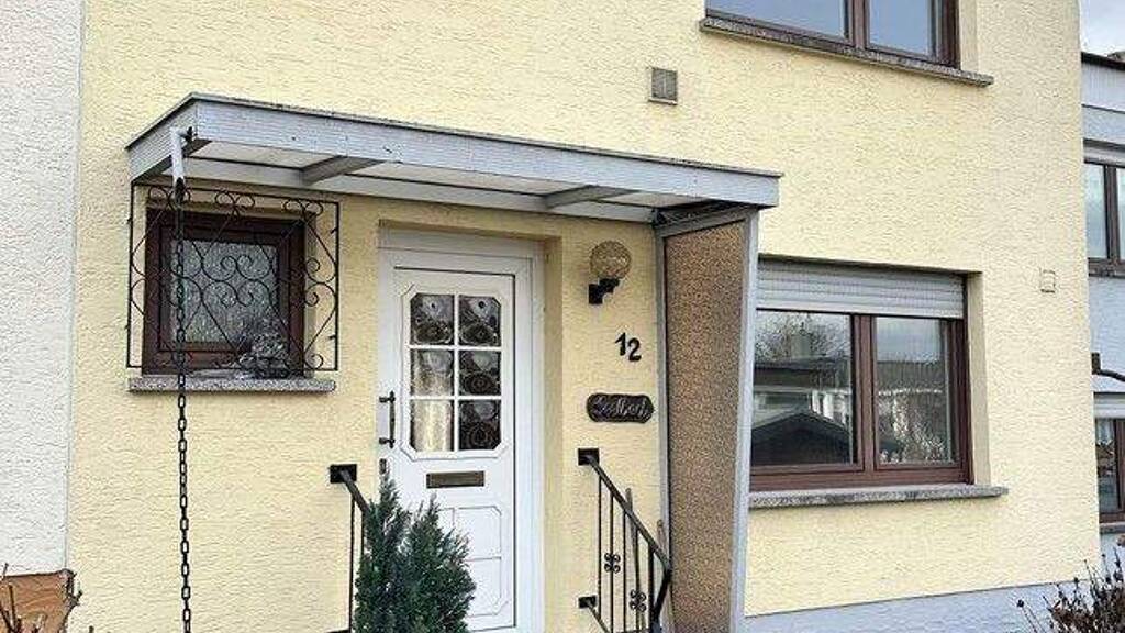 Reihenmittelhaus zum Kauf provisionsfrei 240.000 € 4 Zimmer 91 m² 203 m² Grundstück Torney Neuwied Torney 56567