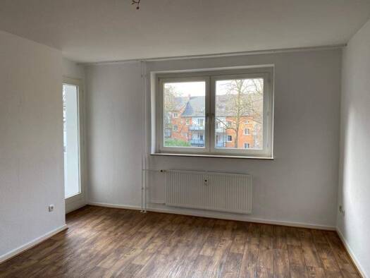 Wohnung zur Miete 519 € 2,5 Zimmer 64,5 m² 1. Geschoss Naatlandstraße 3 Altendorf Essen 45143