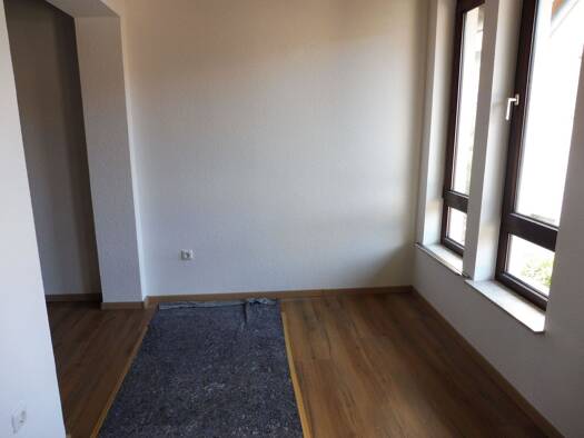 Maisonette zur Miete 1.400 € 4,5 Zimmer 175 m² 3 Geschosse frei ab sofort Nauborn Wetzlar 35580