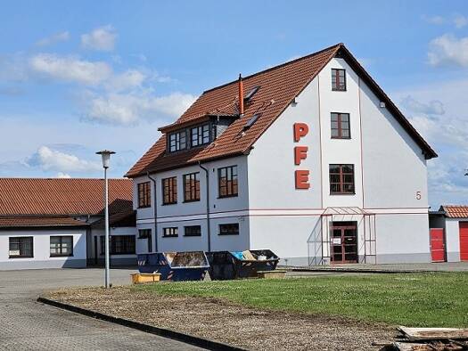 Gewerbegrundstück zum Kauf 690.000 € 5.751 m² Grundstück frei ab sofort Am Pfefferbach Oschersleben 39387